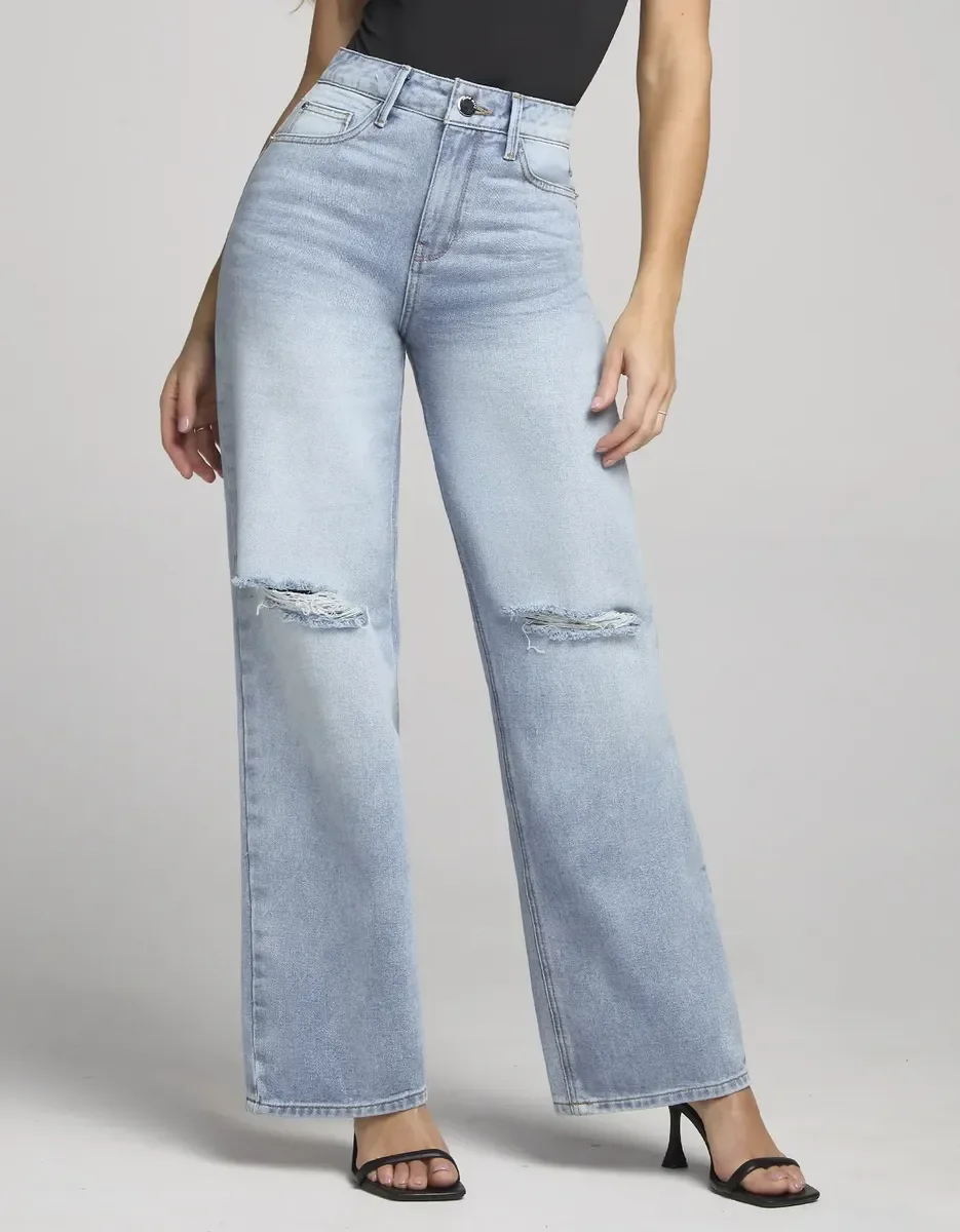 Jeans de Mezclilla Pierna Ancha con Rotos en Rodilla - Azul Claro